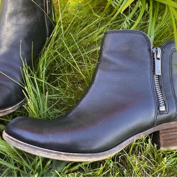 Lucky Brand Basel Booties - in Black Genuine Leather 6M/36 - Picture 2 of 7